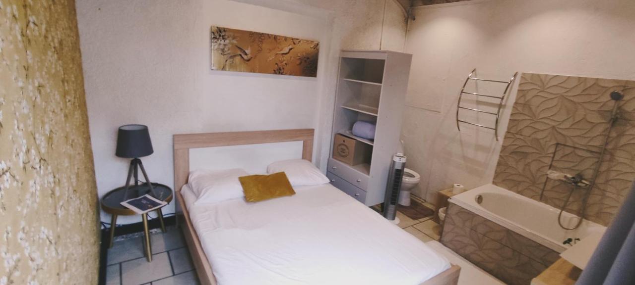 La Villa Du Bassin Sainte Anne Ngoại thất bức ảnh