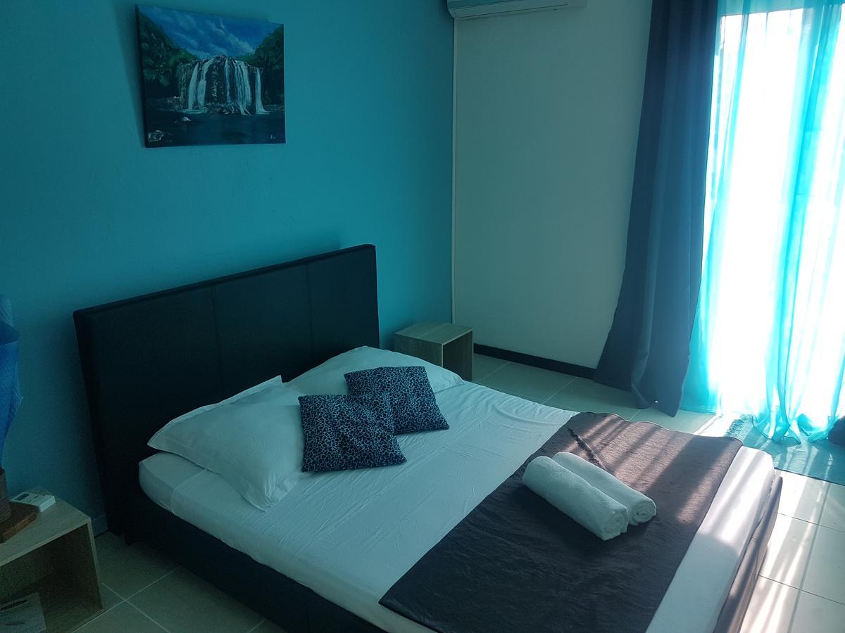 La Villa Du Bassin Sainte Anne Ngoại thất bức ảnh